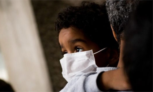 A solas acompañar al mundo